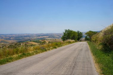 Campobasso ili, Molise, İtalya, Termoli yolu boyunca manzara