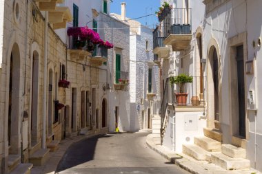 Locorotondo, Apulia, İtalya 'nın Bari eyaletinin tarihi bir kasabası.