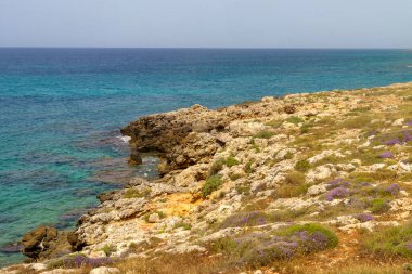 Salento kıyıları, Lecce ili, Apulia, İtalya, yazın Leuca 'dan Gelibolu' ya