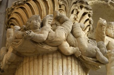 Lecce, Apulia, İtalya: katedral meydanındaki tarihi binaların dışı (Piazza del Duomo)