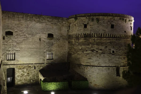 Taranto Apulia Ιταλία Θέα Του Κάστρου Στη Θάλασσα Νύχτα — Φωτογραφία Αρχείου