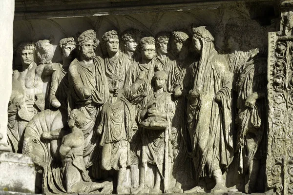 Benevento Campania Italy Roman Arco Traiano Historic Monument Sculptures Morning — Stock Photo, Image