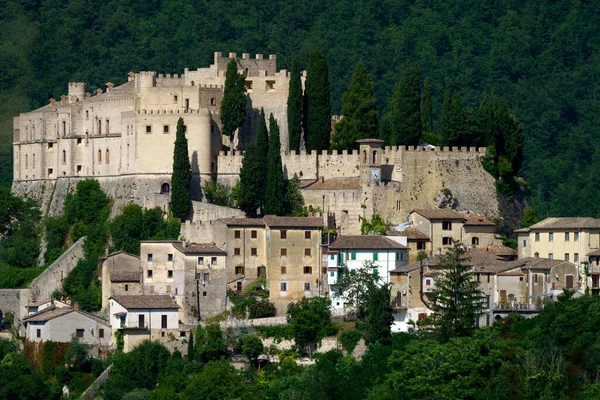 Yazın Talya Nın Lazio Eyaletindeki Tarihi Rieti Kenti Rocca Sinibalda — Stok fotoğraf