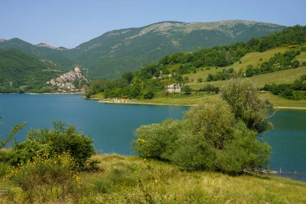 Vista Lago Turano Província Rieti Lazio Itália Verão — Fotografia de Stock