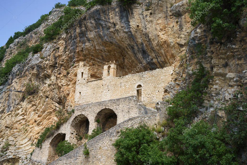 Ermita de San Cataldo, cerca de Cottanello, ciudad histórica en la