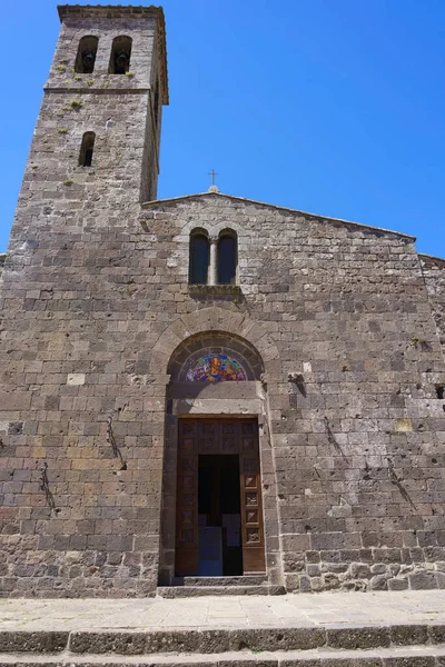 Radicofani Medeltida Stad Sienaprovinsen Toscana Italien San Pietro Kyrka — Stockfoto