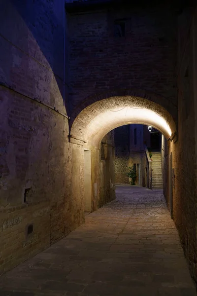 Buonconvento Medeltida Stad Sienaprovinsen Toscana Italien Natten — Stockfoto