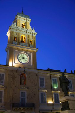 Parma 'nın eski binaları, Emilia-Romagna, İtalya, akşam