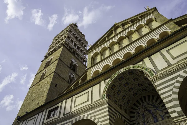 Экстерьер Исторического Собора Пистоя Тоскана Италия — стоковое фото