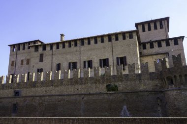 Fontanellato, Parma 'nın tarihi kenti, Emilia-Romagna, İtalya: Ortaçağ kalesi