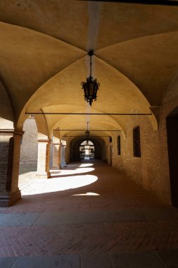 Fontanellato, Parma 'nın tarihi kenti, Emilia-Romagna, İtalya: Ortaçağ kalesi