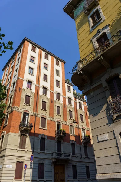 Mailand Lombardei Italien Alte Wohnhäuser Der Revere Und Largo Alpini — Stockfoto