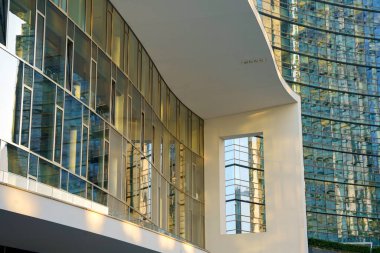 Milan, Lombardy, İtalya: Gae Aulenti Meydanı 'ndaki modern binalar