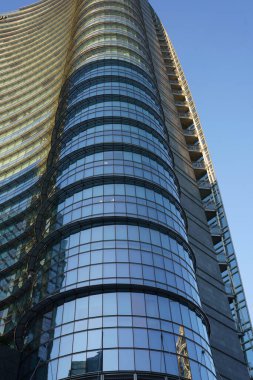Milan, Lombardy, İtalya: Gae Aulenti meydanının modern binaları