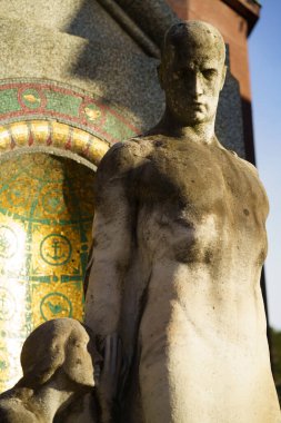 Milan, Lombardy, İtalya: Cimitero Anıtı olarak bilinen tarihi mezarlık: bir heykel