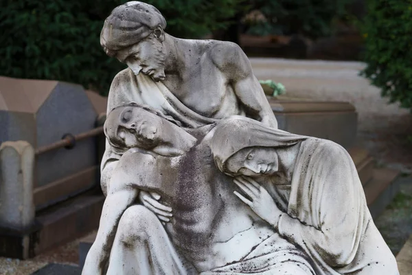 伦巴第 意大利 名为Cimitero Monumentale的历史墓地 一座雕像 — 图库照片