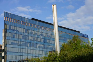 Modern bina boyunca Domodossola üzerinden Milano, Lombardy, İtalya