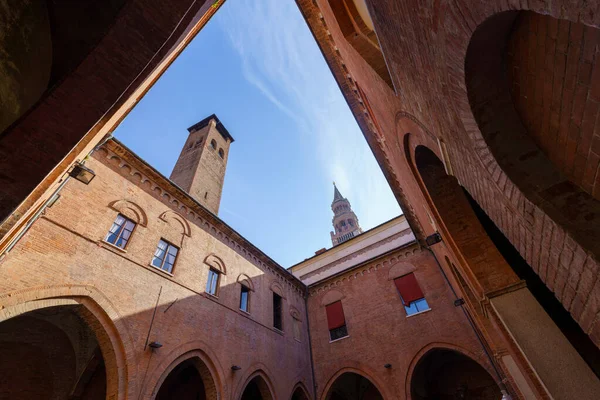 Exterior Medieval Palazzo Del Comune Cremona Lombardy Italy — Foto de Stock