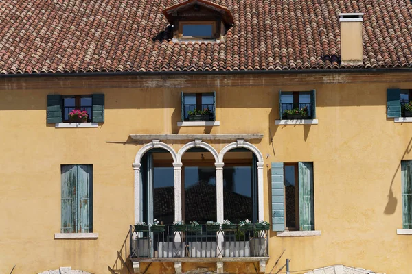 意大利威尼托特雷维索省Castelelco Franco Veneto的历史建筑 — 图库照片