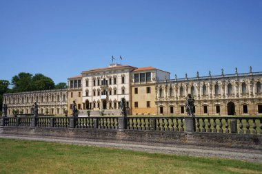 Piazzola sul Brenta, Padua, Veneto, İtalya 'daki tarihi Villa Contarini' nin dışı