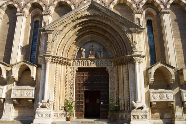 Exterior Historic Buildings Vicenza Veneto Italy San Lorenzo Church — Stock Photo, Image