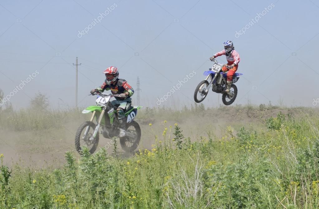 Fotos de Corrida de motos, Imagens de Corrida de motos sem royalties