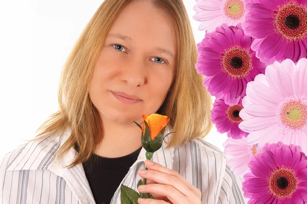 Donna con una rosa — Foto Stock