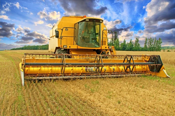 Combine Harvester — Stock Photo, Image