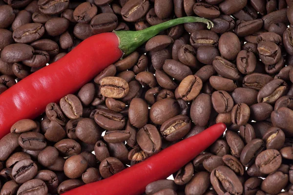 红辣椒和咖啡 — 图库照片