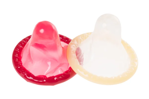 Due preservativi isolati su uno sfondo bianco — Foto Stock