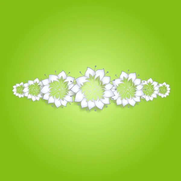 Yeşil arkaplanda beyaz çiçekler