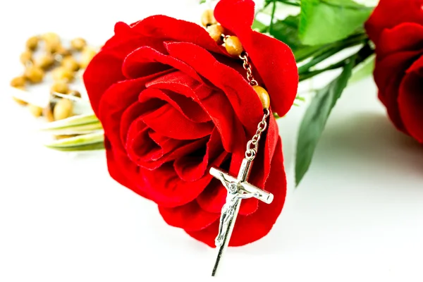 Rosenkranz und Rose — Stockfoto