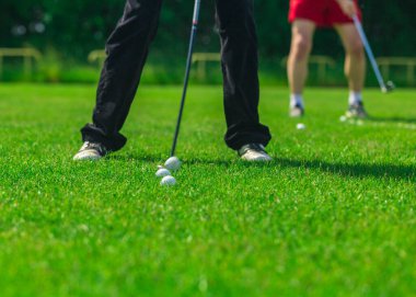 Golf oynuyordum. Golf sahası.