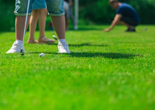 Jugando Golf Campo Golf —  Fotos de Stock