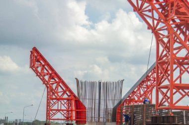 Ekspres yol inşaatı köprü kavşağı hız sürücüsü