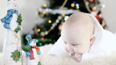 Bebek Noel şapka yeni yıl arka içinde