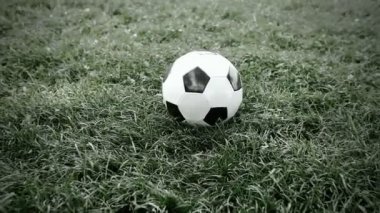sahada futbol topu. Vintage video