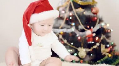 Bebek Noel şapka yeni yıl arka içinde