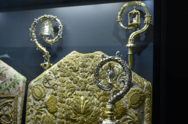 Pannonhalma Benedictine Manastırı 'nda çapraz çobanlar dolandırıcı.