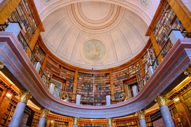 PANNONHALMA, HUNGARY - 13 Ağustos 2021: Pannonhalma Benedictine Manastırı, Macaristan