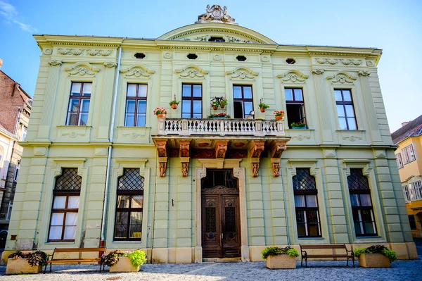 Vista Sobre Arquitetura Histórica Ruas Praças Sopron Hungria Dia Ensolarado — Fotografia de Stock