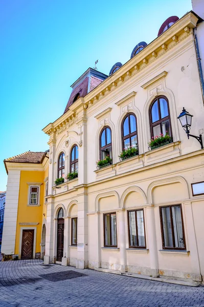 Vista Sobre Arquitetura Histórica Ruas Praças Sopron Hungria Dia Ensolarado — Fotografia de Stock