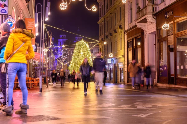 Ljubljana Słowenia Styczeń 2022 Widok Ludzi Spacerujących Ulicą Copova Ulica — Zdjęcie stockowe