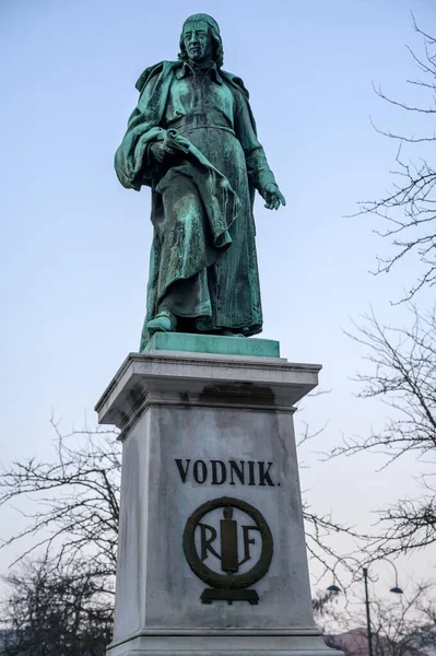 Estátua Poeta Sacerdote Valentin Vodnik Praça Vodnikov Trg Liubliana Eslovênia — Fotografia de Stock