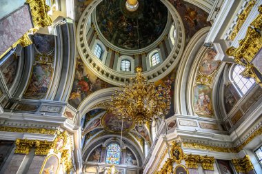 LJUBLJANA, SLOVENIA - 15 Şubat 2022: Ljubljana, Slovenya Saint Nicholas Katedrali