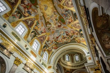 LJUBLJANA, SLOVENIA - 15 Şubat 2022: Ljubljana, Slovenya Saint Nicholas Katedrali