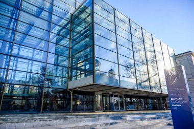 LJUBLJANA, SLOVENIA - 15 Şubat 2022: Ljubljana Ulusal Galerisi, Slovenya