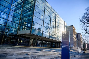 LJUBLJANA, SLOVENIA - 15 Şubat 2022: Ljubljana Ulusal Galerisi, Slovenya