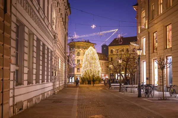 Ljubljana Słowenia Styczeń 2022 Ulice Lublany Podczas Świąt Bożego Narodzenia — Zdjęcie stockowe