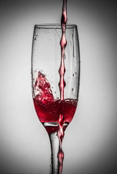 Flowing wine — Stock Photo, Image